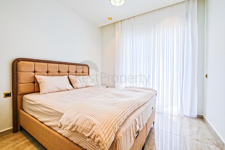 Сучасна мебльована квартира в 200 метрах від моря в Тосмурі