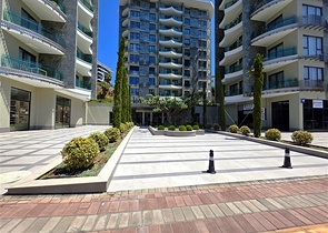 Сучасна мебльована квартира в 200 метрах від моря в Тосмурі