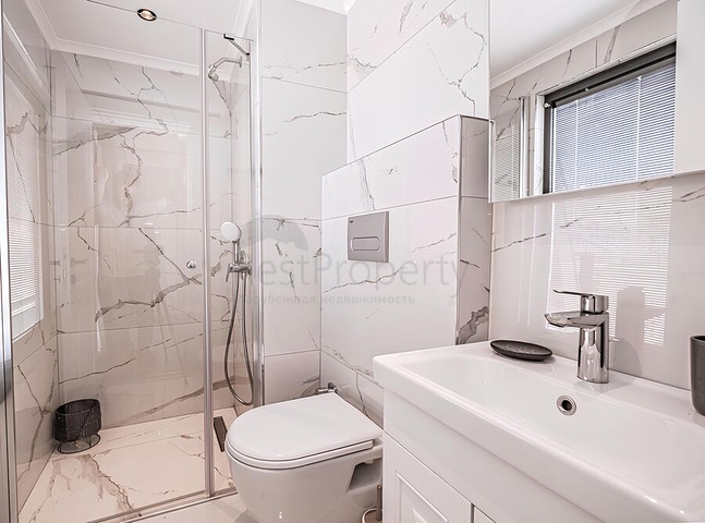 Розкішний пентхаус 4 + 1 з панорамним видом на море в центрі Аланії