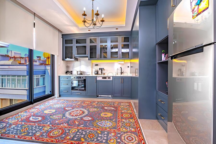 Розкішний пентхаус 4 + 1 з панорамним видом на море в центрі Аланії