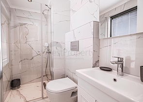 Розкішний пентхаус 4 + 1 з панорамним видом на море в центрі Аланії