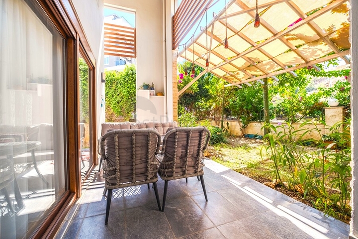 Просторий дуплекс з садом 5+1 в престижному районі Оба