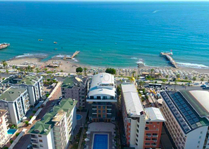 Квартира 2 + 1 з прямою близькістю до моря в районі Оба