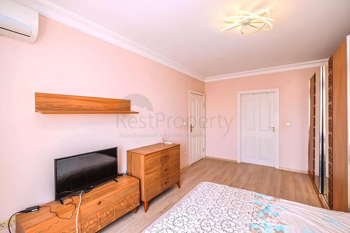 Квартира 2 + 1 з видом на море в районі Джікджіллі