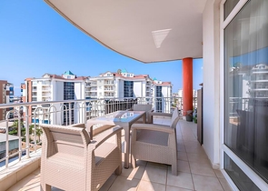 Квартира 2 + 1 з видом на море в районі Джікджіллі