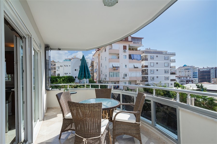 Простора квартира в Джікджіллі з розвиненою інфраструктурою