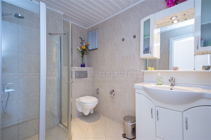 Простора квартира в Джікджіллі з розвиненою інфраструктурою