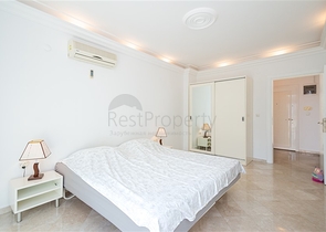 Простора квартира в Джікджіллі з розвиненою інфраструктурою