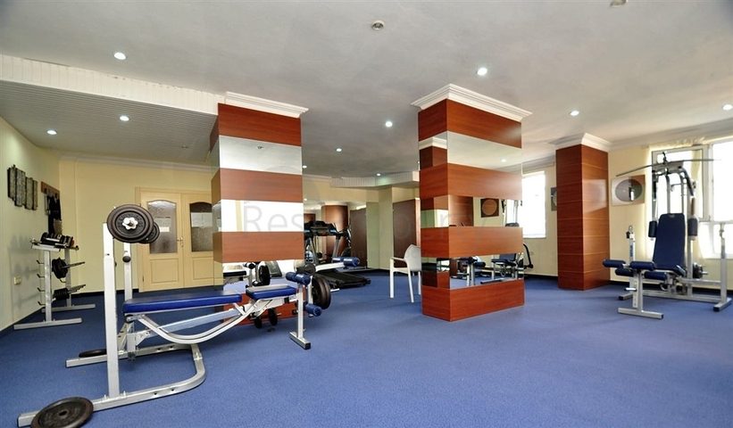 Просторий пентхаус в Джікджіллі з видом на море