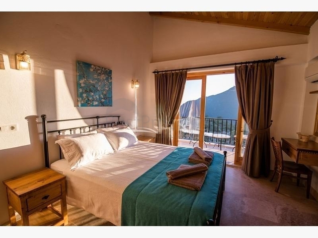 На продаж виставлені дві вілли в районі Каш-Анталія  На продаж виставлені дві вілли в районі Каш-Анталія