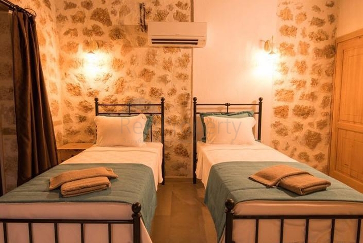 На продаж виставлені дві вілли в районі Каш-Анталія  На продаж виставлені дві вілли в районі Каш-Анталія