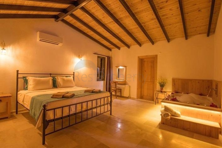 На продаж виставлені дві вілли в районі Каш-Анталія  На продаж виставлені дві вілли в районі Каш-Анталія