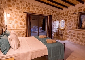 На продаж виставлені дві вілли в районі Каш-Анталія  На продаж виставлені дві вілли в районі Каш-Анталія