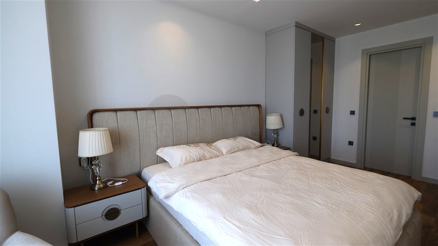 Сучасна вілла з панорамним видом на море в Каргиджаку