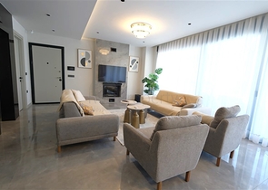 Сучасна вілла з панорамним видом на море в Каргиджаку