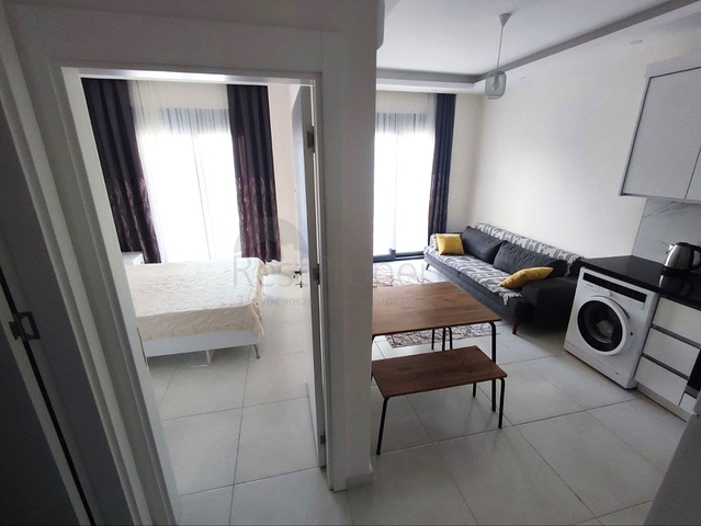 Затишна квартира 1 + 1 в оренду в Махмутларі