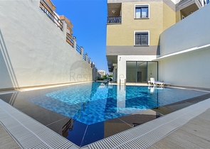 Затишна квартира 1 + 1 в оренду в Махмутларі