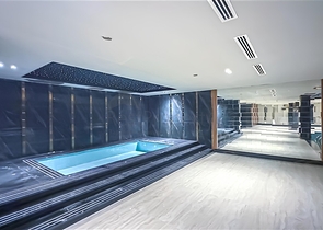 Затишна квартира біля моря з багатою інфраструктурою в Тосмурі