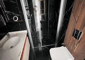 Затишна квартира біля моря з багатою інфраструктурою в Тосмурі