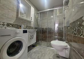 Затишна квартира 2 + 1 в сучасному комплексі в Махмутларі