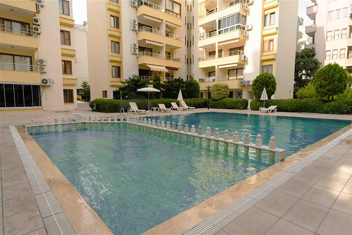 Квартира 1 + 1 в зеленому комплексі Махмутлара