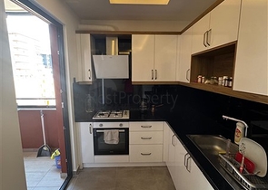 Сучасна квартира 1 + 1 в новому комплексі в Махмутларі всього 350 м від моря