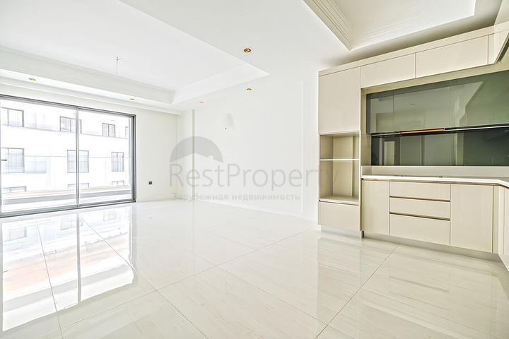 Сучасна квартира 2+1 в новому житловому комплексі біля моря в районі Тюрклер