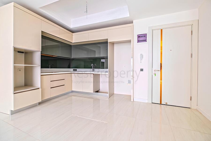 Сучасна квартира 2+1 в новому житловому комплексі біля моря в районі Тюрклер