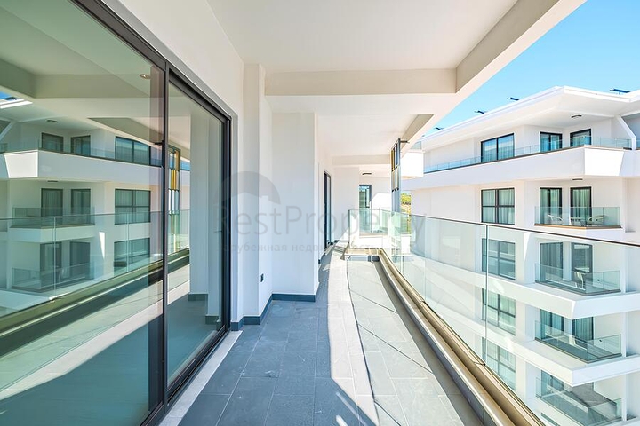 Сучасна квартира 2+1 в новому житловому комплексі біля моря в районі Тюрклер