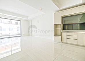 Сучасна квартира 2+1 в новому житловому комплексі біля моря в районі Тюрклер