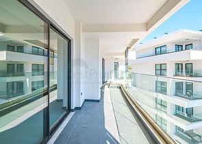 Сучасна квартира 2+1 в новому житловому комплексі біля моря в районі Тюрклер