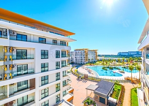 Сучасна квартира 2+1 в новому житловому комплексі біля моря в районі Тюрклер