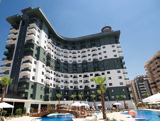 Сучасна квартира з повною інфраструктурою в Махмутларі