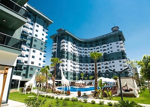 Сучасна квартира з повною інфраструктурою в Махмутларі