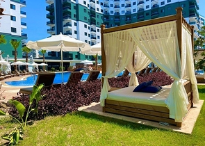 Сучасна квартира з повною інфраструктурою в Махмутларі