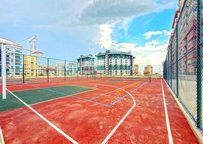 Простора квартира з сучасним дизайном в Махмутларі