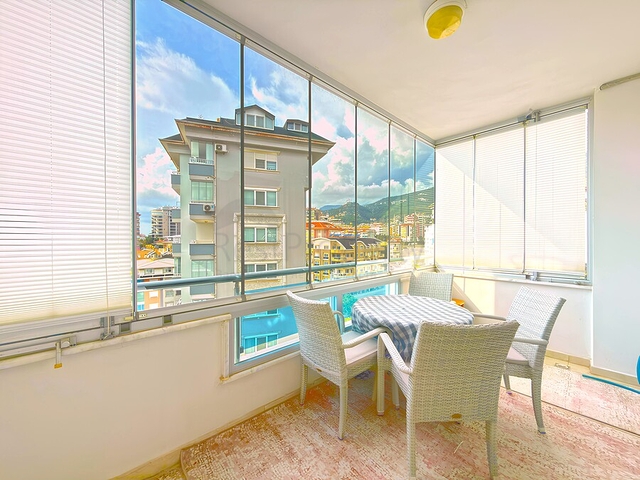 Світла мебльована квартира для довгострокової оренди в Джікджіллі