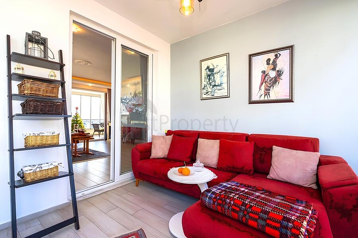 Відмінна мебльована квартира 2 + 1 в житловому комплексі з розвиненою інфраструктурою — Авсаллар / Аланья