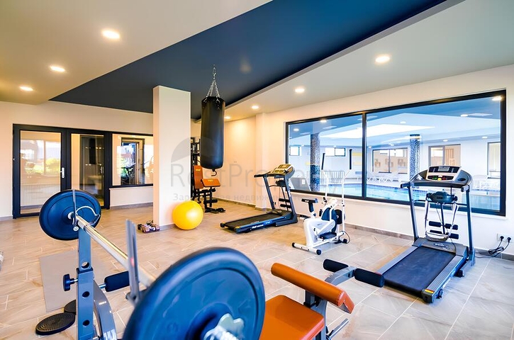 Пентхаус 6 + 1 з терасами в районі Оба