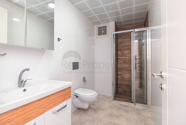 Пентхаус 6 + 1 з терасами в районі Оба