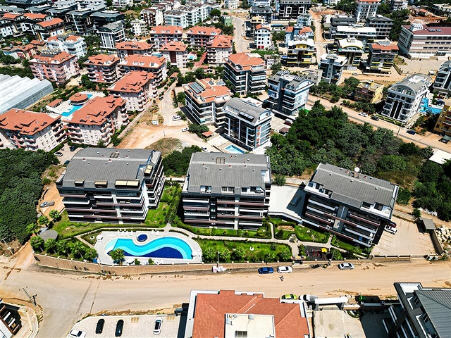 Пентхаус 6 + 1 з терасами в районі Оба