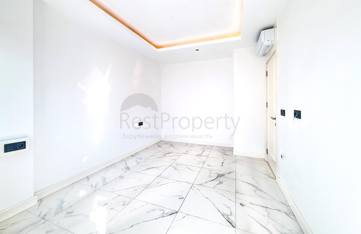 Сучасна квартира 1 + 1 в розвиненому житловому комплексі Аланії