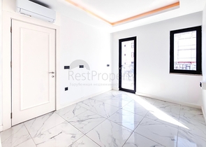 Сучасна квартира 1 + 1 в розвиненому житловому комплексі Аланії