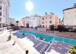 Сучасна квартира 1 + 1 в розвиненому житловому комплексі Аланії