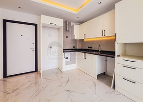 Сучасна квартира 1 + 1 в розвиненому житловому комплексі Аланії