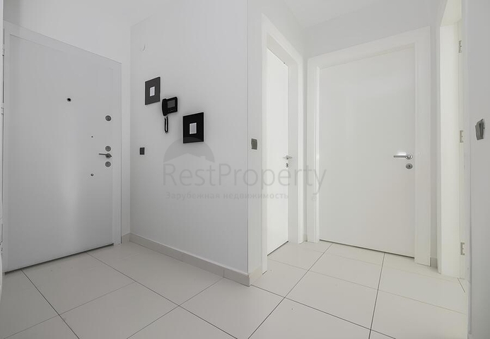 Затишна квартира 2 + 1 в сучасному житловому комплексі Тосмура