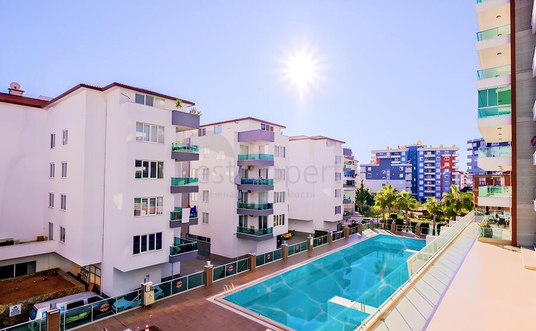 Затишна квартира 2 + 1 в сучасному житловому комплексі Тосмура