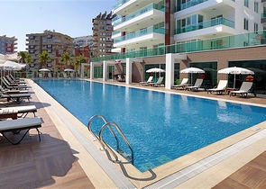 Затишна квартира 2 + 1 в сучасному житловому комплексі Тосмура