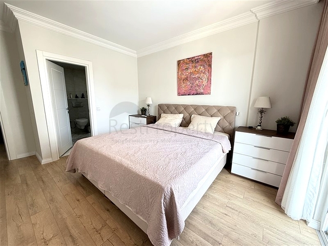 Затишна мебльована квартира 2+1 в доглянутому житловому комплексі