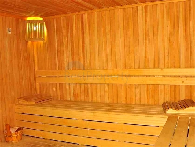 Затишна мебльована квартира 2+1 в доглянутому житловому комплексі